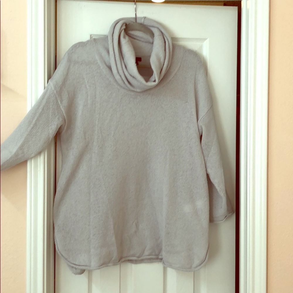 Gap Sweater
